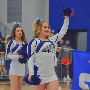 Meet your Posher, Ava